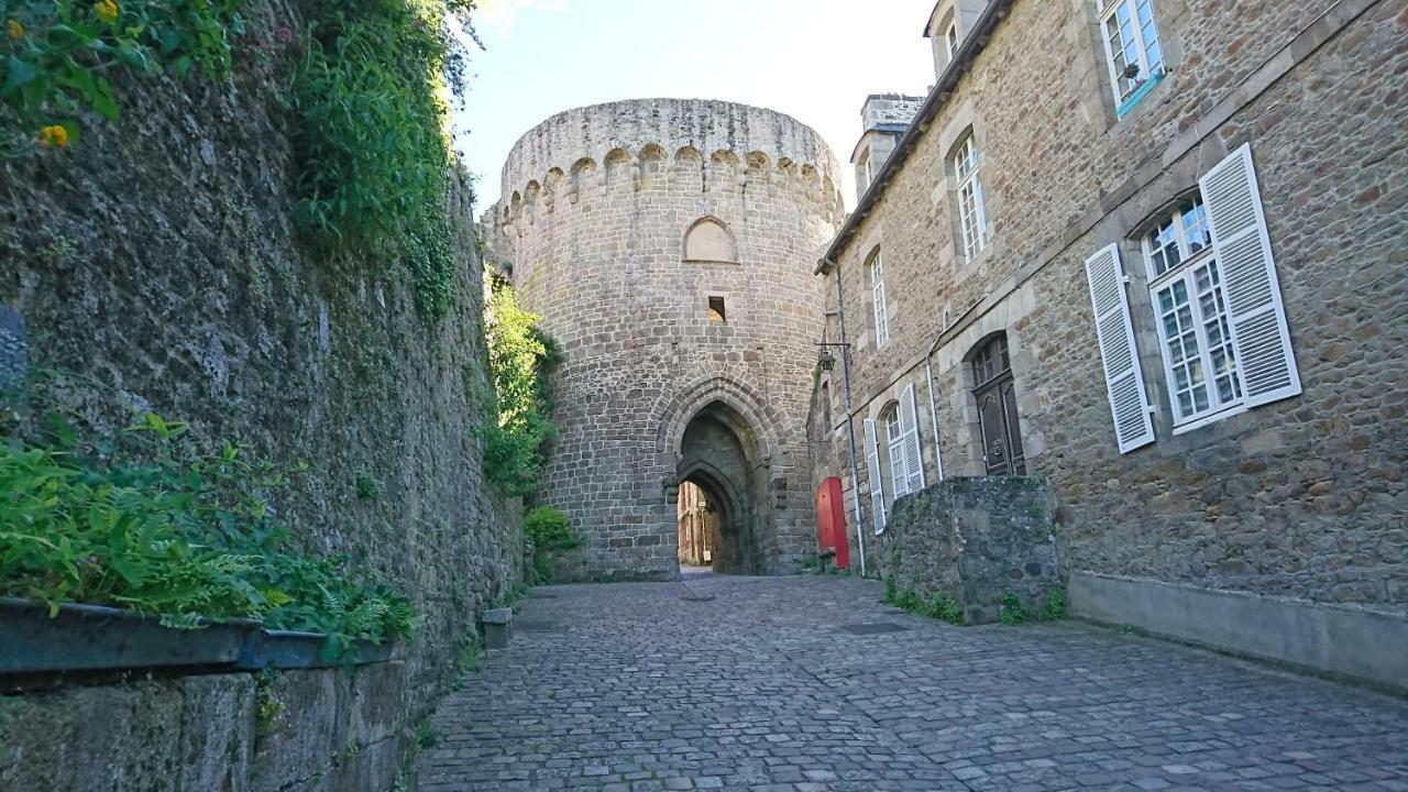 Vila Maison Du Petit Fort Dinan Exteriér fotografie