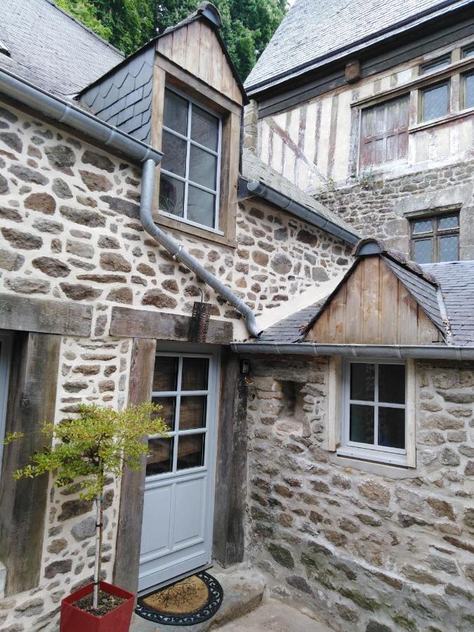 Vila Maison Du Petit Fort Dinan Exteriér fotografie